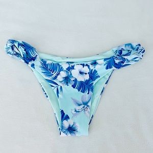 NEW Frankie’s Bikinis Charlie Hawaiian Mist Bikini Bottoms Small